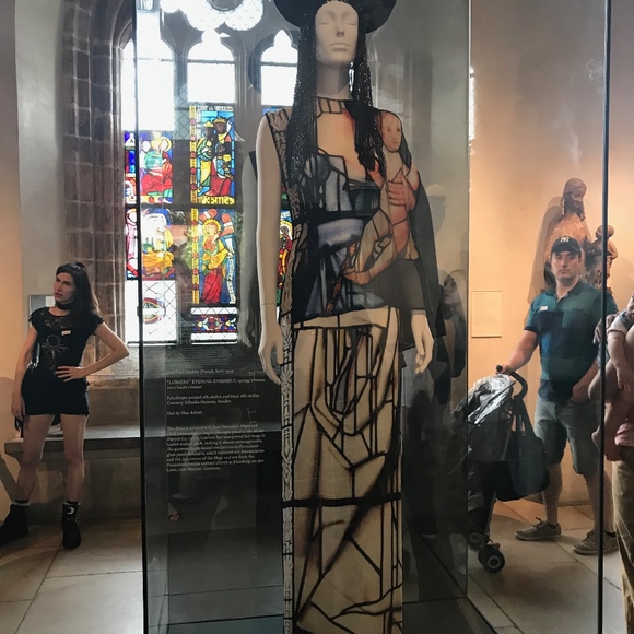 Meet your Posher, Christine - Picture 5 of 8